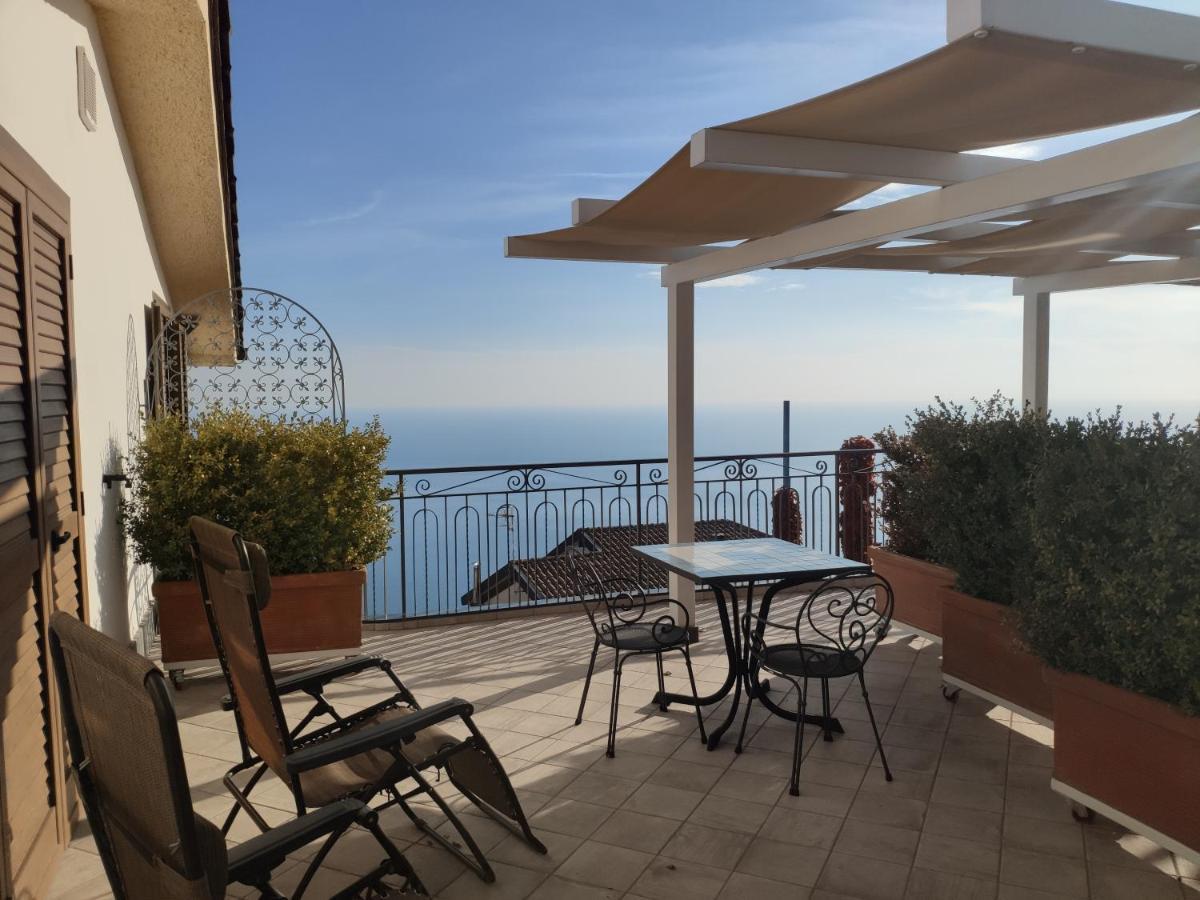 B&B Il Nespolo Furore Exterior photo
