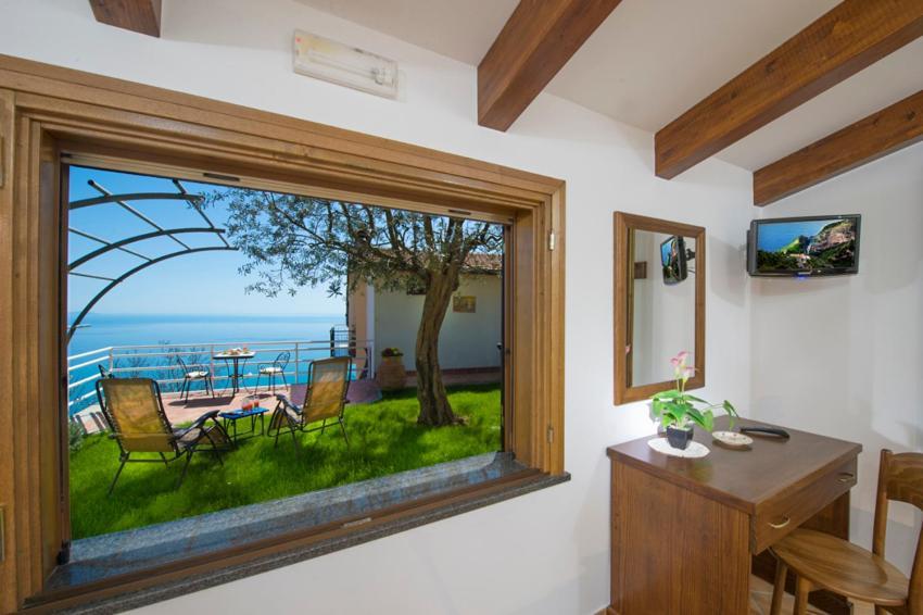 B&B Il Nespolo Furore Exterior photo