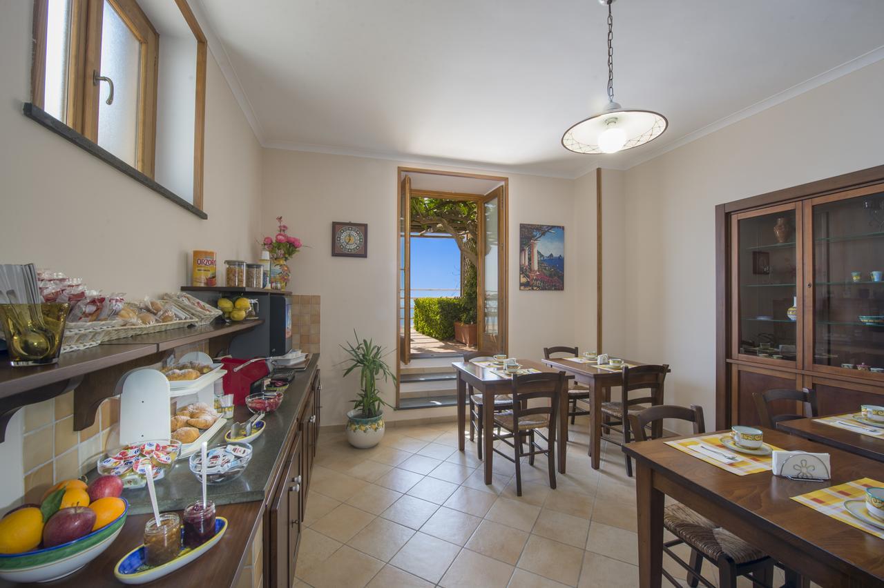 B&B Il Nespolo Furore Exterior photo