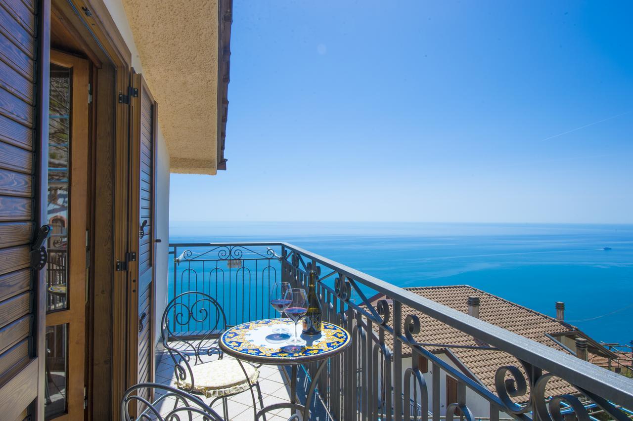 B&B Il Nespolo Furore Exterior photo